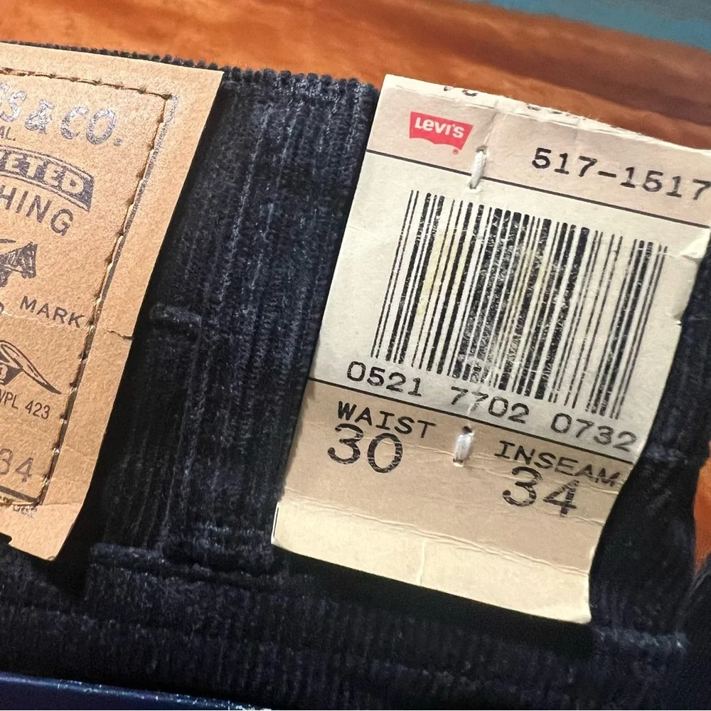 VTG Levis 517 Pants Mens 30x34 Corduroy Jeans  Made in USA Deadstock Jeans